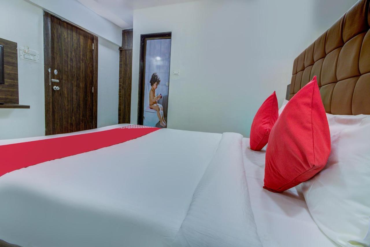 Hotel Golden Palace Lodging And Boarding Tháné Exteriér fotografie